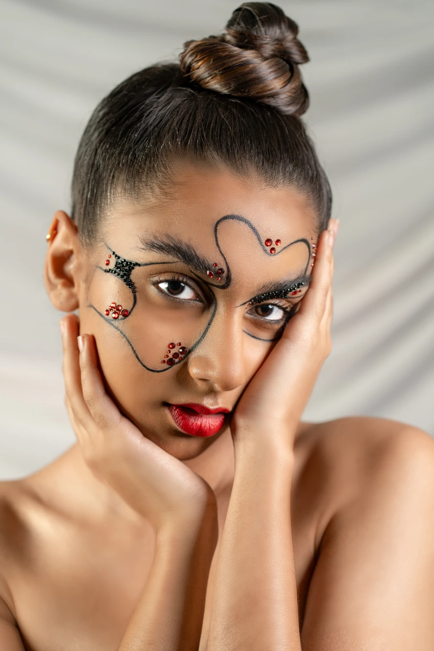 PORTRAIT AND MODEL